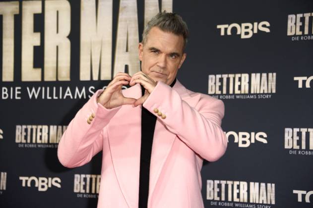 Bilder des Jahres 2024, Entertainment 12 Dezember Entertainment Themen der Woche KW49 Robbie Williams bei der Premiere des Kinofilms Better Man - Die Robbie Williams Story im Cinedom. Köln, 08.12.2024