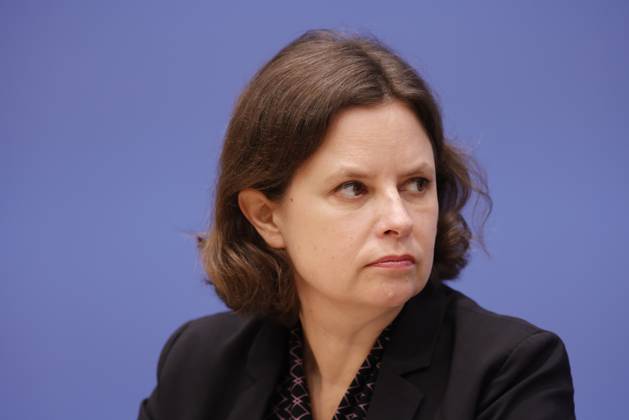 Staatssekretärin Juliane Seifert, BMI, Deutschland, Berlin, Bundespressekonferenz, Thema: Ergebnisse des SVR-Integrationsbarometers 2024