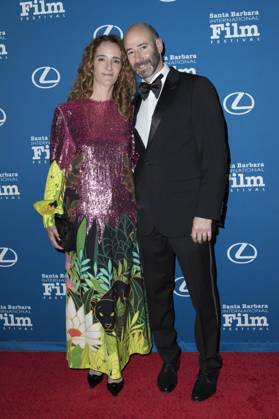 Jessica Elbaum und Rafael Marmor bei der 17. Verleihung des Kirk Douglas Award for Excellence in Film auf dem 40. Santa Barbara International Film Festival im Hotel Ritz-Carlton Bacara. Santa Barbara, 11.12.2024