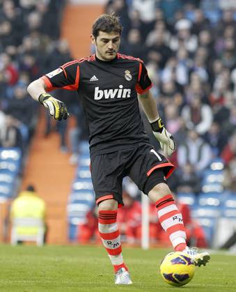 Real Madrid s Iker Casillas during La Liga match.January 06,2013. ( ALFAQUI Acero) MADRID SPAIN EDITORIAL USE ONLY Copyright: xx Acerox dpphotos165421