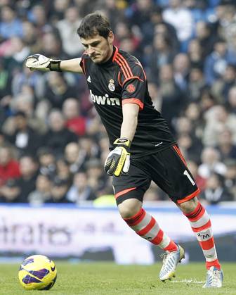 Real Madrid s Iker Casillas during La Liga match.January 06,2013. ( ALFAQUI Acero) MADRID SPAIN EDITORIAL USE ONLY Copyright: xx Acerox dpphotos165471