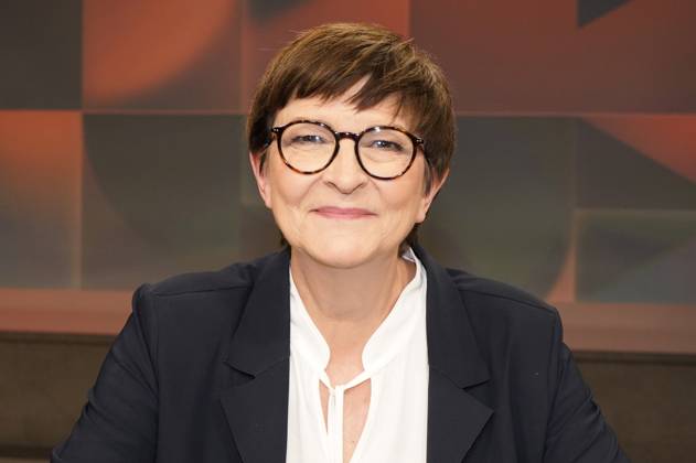 Saskia Esken in der ARD-Talkshow hart aber fair im Studio Adlershof. Berlin, 16.12.2024