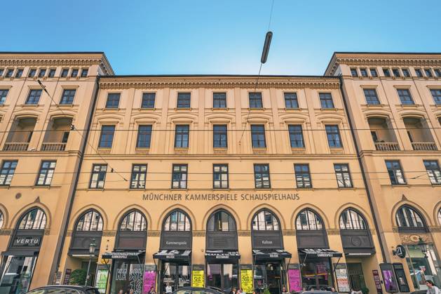 Münchner Kammerspiele Schauspielhaus, Maximilianstraße, München, Oberbayern, Bayern, Deutschland, Europa Münchner Kammerspiele Schauspielhaus, Maximilianstraße, Munich, Upper Bavaria, Bavaria, Germany, Europe Copyright: imageBROKER ManfredxBail iblabc12021170.jpg