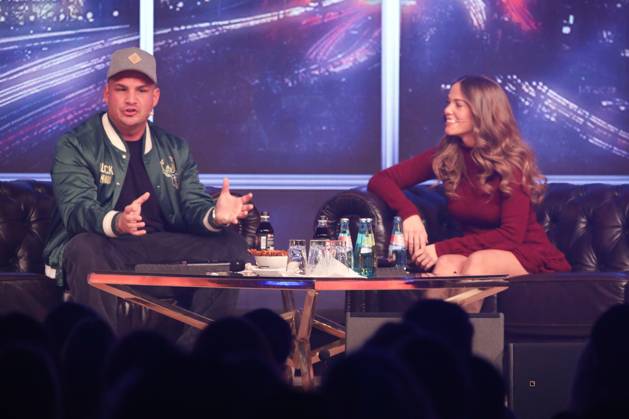 OMG, das Couchgespräch mit Pietro Lombardi und Laura Maria Rypa Chemnitz, 4.1.2025 Pietro Lombardi und Laura Maria Rypa bei OMG, das Couchgespräch ! im Kraftverkehr in Chemnitz Sachsen Germany Copyright: xPictureteamx