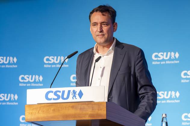 Muenchen, Dreikoenigstreffen der CSU mit Dr. Markus Soeder im Augustinerkeller, es spricht Staatsminister Georg Eisenreich, MdL
