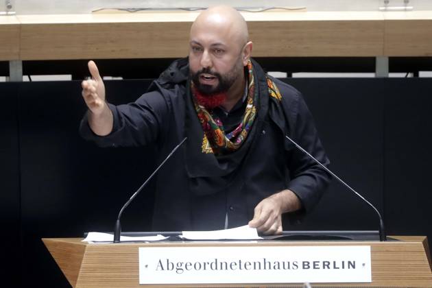 Ferat Kocak, Linke, Rede in der 6. Plenarsitzung Berliner Abgeordnetenhaus, Landesparlament, Berlin, Berlin Deutschland, Germany