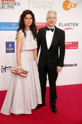 Michael Mittermaier und Ehefrau Gudrun bei der Goldene Kamera 2019 in Berlin, Preisverleihung, Roter Teppich, Berlin Deutschland, Germany