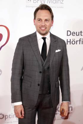 Steven Gaetjen bei der Verleihung des Deutscher Hoerfilmpreis 2017 in Berlin, Roter Teppich, Berlin Deutschland, Germany