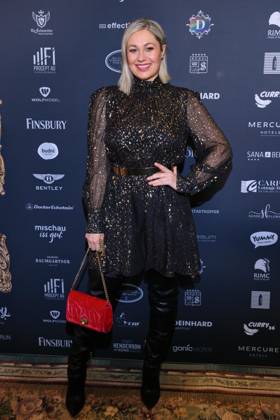 Ich bin ein Star – Holt mich hier raus! powered by Julian F.M. Stoeckel, Ruth Moschner auf dem Dschungel Carpet zum Public Viewing zum TV-Start der neuen Staffel, Hotel Pullmann Schweizer Hof, Berlin, Berlin