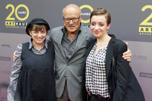 Katharina Thalbach, Volker Schloendorff und Nellie Thalbach bei der Premiere von DIE BLECHTROMMEL - Directors Cut, in Berlin im Kino Filmkunst 66, Eroeffnung des Festival -20 Jahre Arthaus-, Berlin Deutschland, Germany