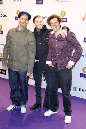 Sportfreunde Stiller bei der 23. Verleihung des ECHO, Deutscher Musikpreis, in Berlin, Roter Teppich, Berlin Deutschland, Germany