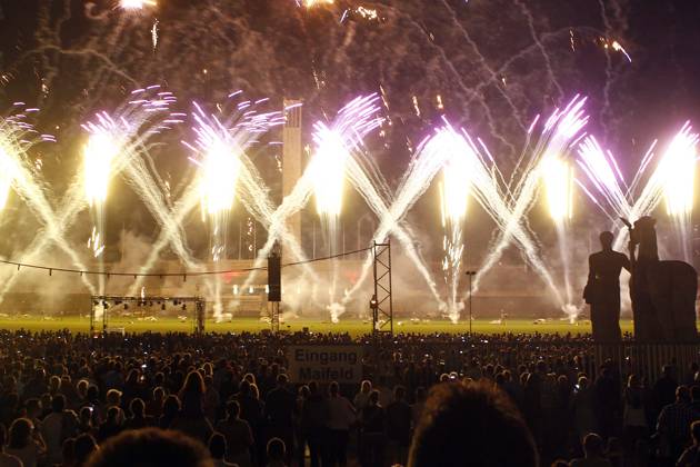 Pyronale 2011, Feuerwerkschampionat auf dem Maifeld am Berliner Olympiastadion, 2. Tag, Berlin Deutschland, Germany