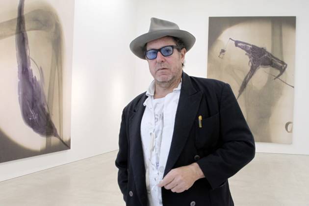 Ausstellung von Julian Schnabel in der Galerie CFA in Berlin, der Kuenstler Schnabel in der Ausstellung, Berlin Deutschland, Germany