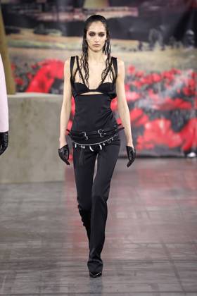 Bilder des Jahres 2025, Entertainment 01 Januar Entertainment Themen der Woche KW04 Entertainment Bilder des Tages 032C menswear fall winter 2025 26 PARIS january 2025 032C menswear fall winter 2025 26 PARIS january 2025, Credit:Zeppelin Avalon  Copyright: xZeppelinx xAvalonx 0956929293