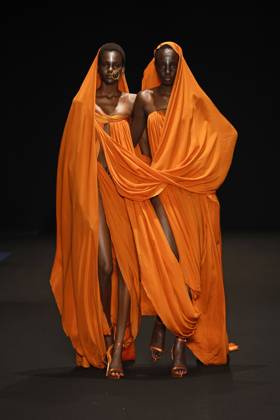 Bilder des Jahres 2025, Entertainment 01 Januar Entertainment Themen der Woche KW05 Entertainment Bilder des Tages Gaurav Gupta Haute Couture spring summer 2025 Paris january 2025 Gaurav Gupta Haute Couture spring summer 2025 Paris january 2025, Credit:Zeppelin Avalon  Copyright: xZeppelinx xAvalonx 0958642269