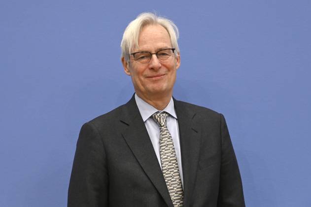 Thomas Heimer bei der Bundespressekonferenz zur Veröffentlichung des Zweijahresgutachtens zum Stand der Klimapolitik in Deutschland im Haus der Bundespressekonferenz. Berlin, 05.02.2025