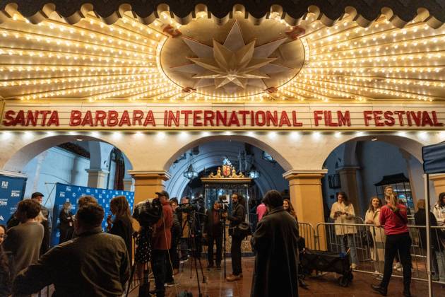 February 5, 2025, Santa Barbara, Ca, California, USA: The 2025 Santa Barbara International Film FestivalÃ¢â‚¬â ¢s red carpet , left, in front of the historic Arlington Theater in Santa Barbara. Santa Barbara, Ca USA - ZUMAa35_ 20250205_zaf_a35_025 Copyright: xDanielxA.xAndersonx