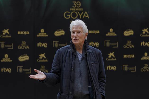 Press conference with actor Richard Gere Granada Actor Richard Gere during the press conference at the Palace of Charles V of the Alhambra, on February 7, 2025 in Granada Andalusia, Spain As part of the preparations for the 39th edition of the Goya Awards, actor Richard Gere, winner of the International Goya, gave a press conference at the Palace of Charles V of the Alhambra 07 FEBRUARY 2025 Álex Cálex Cá Granada Granada Andalucia Granada Andalucia Spain  Copyright: xÃlexxCamarax 6505229
