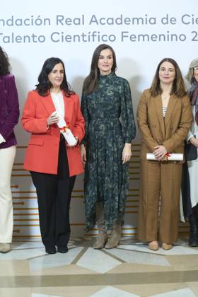 11-02-2025 Madrid Queen Letizia with Ainoa Magrach Gonzalez attends the Royal Academy of Sciences Foundation of Spain awards for young female scientific talent, on the occasion of the International Day of Women and Girls in Science, at the Royal Academy of Exact Sciences in Madrid. No Spain Â  Copyright: xPPEx