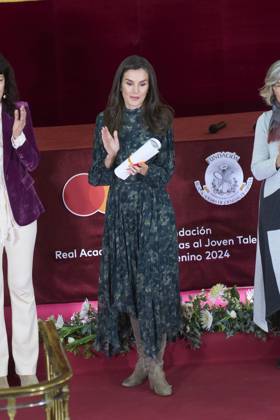 Queen Letizia attends Presentation of the 5th edition of the ˜Royal Academy of Sciences of Spain Foundation™ Queen Letizia of Spain attends Presentation of the 5th edition of the ˜Fundacion Real Academia de Ciencias de Espana al Joven Talento Cientifico Femenino™ (Royal Academy of Sciences of Spain Foundation for Young Female Scientific Talent) Awards at Royal Academy of Exact, Physical and Natural Sciences on February 11, 2025 in Madrid, Spain Photo by IMAGO MPG Madrid Royal Academy of Exact, Physical and Natural Sciences Madrid Spain  Copyright: xMPGx