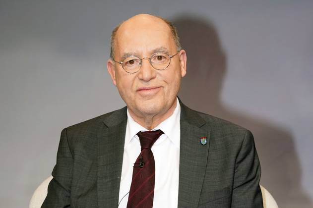 Gregor Gysi in der ARD-Talkshow maischberger im Studio Berlin Adlershof. Berlin, 11.02.2025