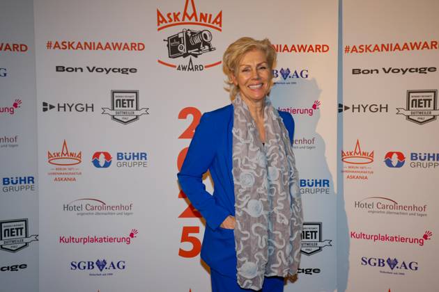 Marika George (Laudatorin) bei der 17. Verleihung des ASKANIA-Award im Quatsch Comedy Club Berlin.