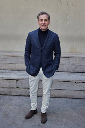 Jan Sosniok - Gaesteankunft zur Verleihung des Kurzfilmpreises BLAUE BLUME von Romance TV im Prince Charles in Berlin am 12.02.2025. Kurzfilmpreis BLAUE BLUME