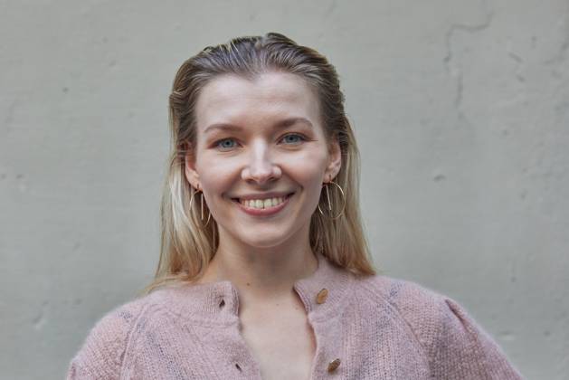 Annabella Zetsch - Gaesteankunft zur Verleihung des Kurzfilmpreises BLAUE BLUME von Romance TV im Prince Charles in Berlin am 12.02.2025. Kurzfilmpreis BLAUE BLUME