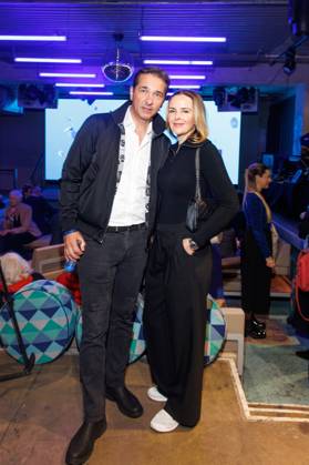 Award - Blaue Blume 2025 Andreas Elsholz und Denise Zich bei der Verleihung BLAUE BLUME von Romance TV im Prince Charles am 12.02.2024 in Berlin. Copyright: xEventpressxKochanx