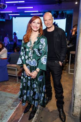 Award - Blaue Blume 2025 Andrea Sawatzki und Christian Berkel bei der Verleihung BLAUE BLUME von Romance TV im Prince Charles am 12.02.2024 in Berlin. Copyright: xEventpressxKochanx