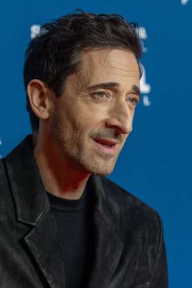 February 13, 2025, Santa Barbara, California, USA: Adrien Brody arrives at the red carpet Thursday night to receive the Cinema Vanguard Award at the 40th annual Santa Barbara International Film Festival. Spotlighting their performances in Brady CorbetÃ¢â‚¬â ¢s THE BRUTALIST, BrodyÃ¢â‚¬â ¢s portrayal of Toth highlights an immigrantÃ¢â‚¬â ¢s struggle to overcome his war-torn past and rebuild his life in a Post-War America. Pearce, in contrast, delivers a chilling, domineering performance as a wealthy art patron whose vision of American modernity collides with TothÃ¢â‚¬â ¢s. The tension between the two not only drives the narrative but also symbolizes the larger struggle between innovation and tradition. Santa Barbara USA - ZUMAa35_ 20250213_zaf_a35_014 Copyright: xDanielxA.xAndersonx