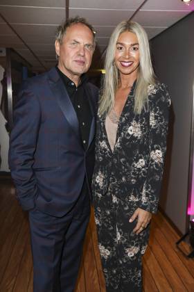 Uwe Ochsenknecht mit Freundin Kirsten Kiki Viebrock zu Gast bei der Premierenparty nach der Weltpremiere des Kino Films Ich war noch niemals in New York am Mittwoch 09.10.2019 im Cinedom in Koeln NRW Deutschland