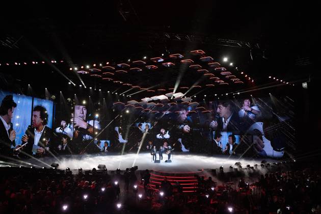40th Les Victoires De La Musique-Boulogne-Billancourt Pierre Souchon, Alain Souchon and Charles Souchon perform on stage at the 40th Les Victoires De La Musique at La Seine Musicale on February 14, 2025 in Boulogne-Billancourt, France. Photo by David NIVIERE ABACAPRESS.COM BOULOGNE-BILLANCOURT France  Copyright: xNivierexDavid ABACAPRESS.COMx