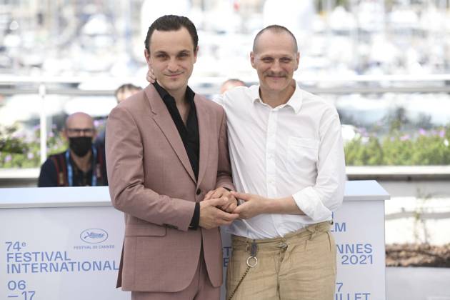 Franz Rogowski, Georg Friedrich at the photocall of the film Great Freedom - Grosse Freiheit during the 74th Festival de Cannes - Cannes Film Festival in the Palais du Festival on the Croisette in Cannes, France, 09 June 2021. Cotes D Azur Frankreich France