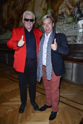 Heino - Heinz Georg Kramm - mit seinem Manager Helmut Werner Der Schlager Saenger beim PK Termin zur neuen Tournee Heino goes Klassik in der Historischen Stadthalle am 20.02.2021 in Wuppertal NRW Deutschland