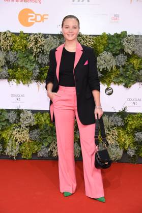 Sonja Gerhardt bei der Verleihung des deutschen Filmpreis am 01. Oktober 2021 im Palais am Funkturm in der Messe Berlin in Berlin. Berlin Deutschland