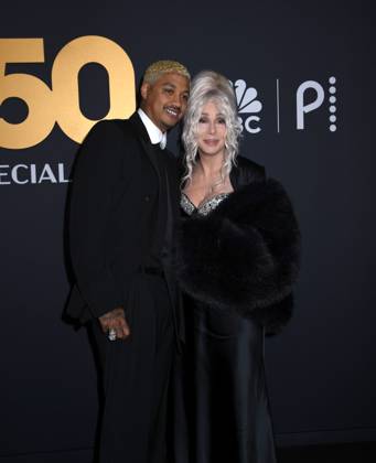 February 16, 2025, New York, New York, Unites States: Alexander Edwards and Cher attend the SNL50: The Anniversary Show at 30 Rockefeller Plaza in New York. February 16, 2025. New York Unites States - ZUMAp281 20250216_zea_p281_094 Copyright: xPhotoxImagexPressx