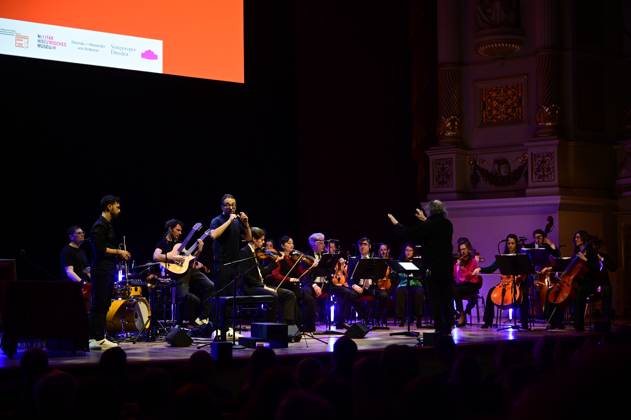 Masaa und Ensemble Mediterrain bei der Verleihung des Friedenspreis Dresden 2025 - International Peace Prize an den Europäischen Gerichtshof für Menschenrechte (EGMR) in der Semperoper. Dresden, 16.02.2025 Sachsen Germany Copyright: xMatthiasxWehnertx