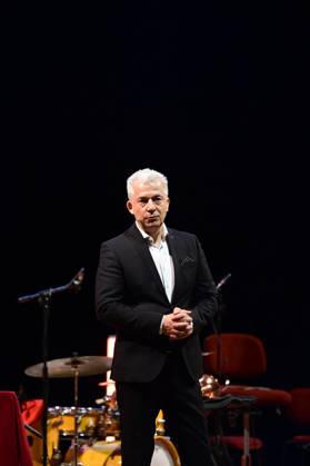 Peter Ufer bei der Verleihung des Friedenspreis Dresden 2025 - International Peace Prize an den Europäischen Gerichtshof für Menschenrechte (EGMR) in der Semperoper. Dresden, 16.02.2025 Sachsen Germany Copyright: xMatthiasxWehnertx