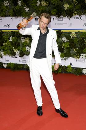 Alexander Scheer bei der Verleihung des Deutschen Filmpreises am 24. Juni 2022 im Palais am Funkturm in den Messe-Hallen in Berlin.