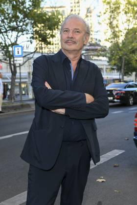 Leander Haussmann bei der Verleihung vom Ernst-Lubitsch-Preis am 23. August 2022 im Astor Film Lounge in Berlin. Berlin Deutschland