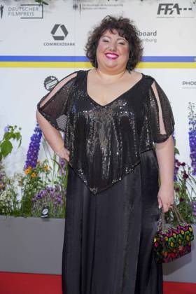 Meltem Kaptan bei der Verleihung des Deutschen Filmpreises am 12.05.2023 im Theater am Potsdamer Platz in Berlin. Berlin Deutschland
