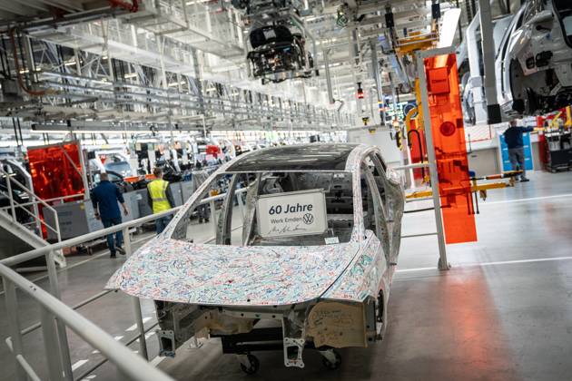 Kombinierte Produktionslinie für die Elektrofahrzeuge ID.4 und ID.7 im Emder Volkswagen-Werk;Kombinierte Produktionslinie für die Elektrofahrzeuge ID.4 und ID.7 im Emder Volkswagen-Werk, Emden Niedersachsen Deutschland VW-Werk