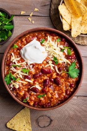 Chili con carne, chilenische Bohnen Chili con carne, chilenische Bohnen Copyright: xZoonar.com OksanaxBratanovax 22885493