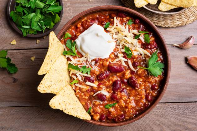 Chili con carne, chilenische Bohnen Chili con carne, chilenische Bohnen Copyright: xZoonar.com OksanaxBratanovax 22885850