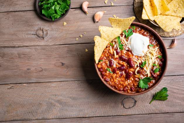 Chili con carne, chilenische Bohnen Chili con carne, chilenische Bohnen Copyright: xZoonar.com OksanaxBratanovax 22885861