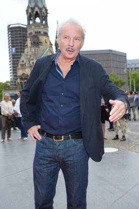 Leander Haussmann bei der Verleihung vom Ernst-Lubitsch-Preis am 25 August 2024 im Zoo Palast in Berlin. Berlin Deutschland