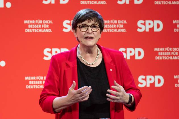 Saskia ESKEN, SPD Parteivorsitzende, Abschlusskundgebung der SPD zur Bundestagswahl, Wahlkampf, Dortmund am 21.02.2025,