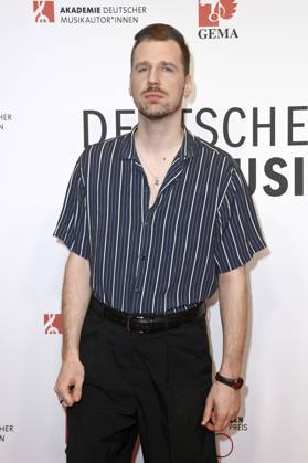 Alligatoah beim 16. Deutschen Musikautor*innenpreis der GEMA 2025 im Hotel The Ritz-Carlton. Berlin, 27.02.2025