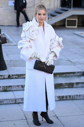 PFW Elie Saab Arrivals Leonie Hanne attending the Elie Saab Womenswear Fall Winter 2025-2026 show as part of Paris Fashion Week in Paris, France on March 08, 2025. Photo by Aurore Marechal ABACAPRESS.COM Paris France Copyright: xMarechalxAurore ABACAx